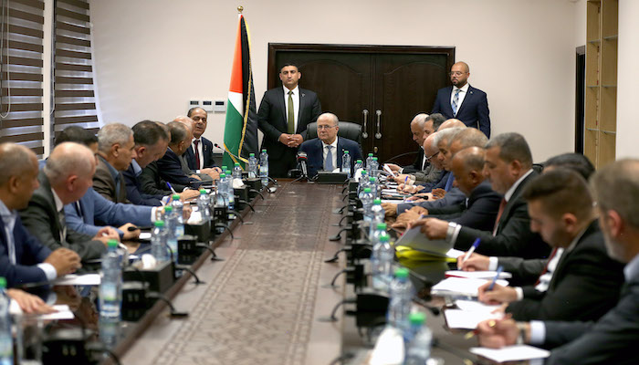 خلال جولته بمحافظة سلفيت: مصطفى يعلن تخصيص مبالغ مالية لبروقين وكفر الديك لمعالجة آثار عدوان المستوطنين
