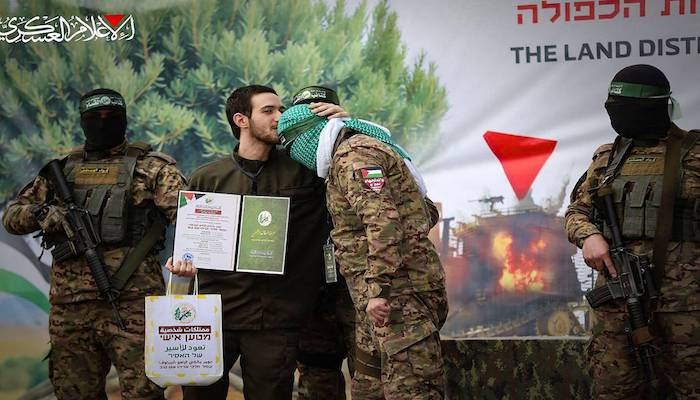 يديعوت أحرونوت: تقدم في المفاوضات للتوصل إلى صفقة تبادل أسرى وإنهاء الحرب
