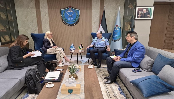 مدير عام الشرطة يستقبل رئيسة بعثة الشرطة الأوروبية ويبحثان مستجدات الأوضاع والتعاون المشترك
