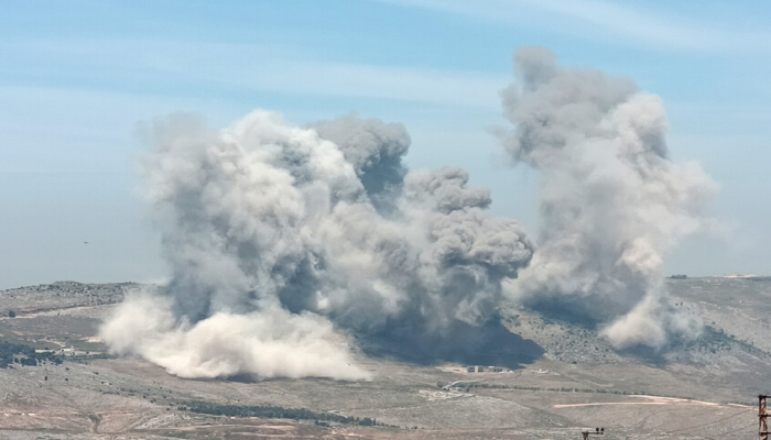 الجيش الإسرائيلي يستهدف عدد من البلدات في جنوب لبنان ويصدر بيانا 
