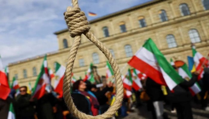 إيران تنفذ حكم الإعدام بحق جاسوس للموساد