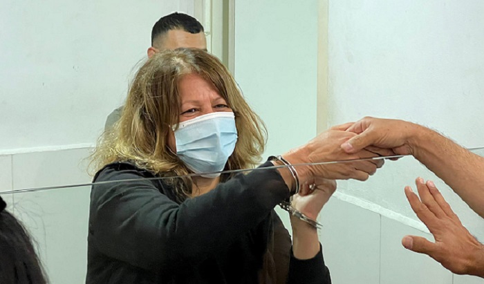 محكمة الخضيرة تقرّر تحويل سناء دقة إلى السجن المنزلي
