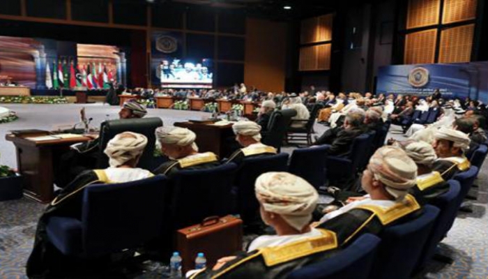 اجتماع بين الجامعة