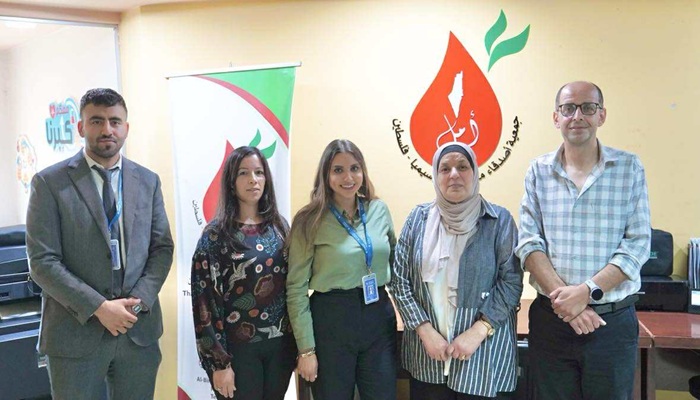 بنك الاسكان يتبرع لجمعية أصدقاء مرضى الثلاسيميا 
