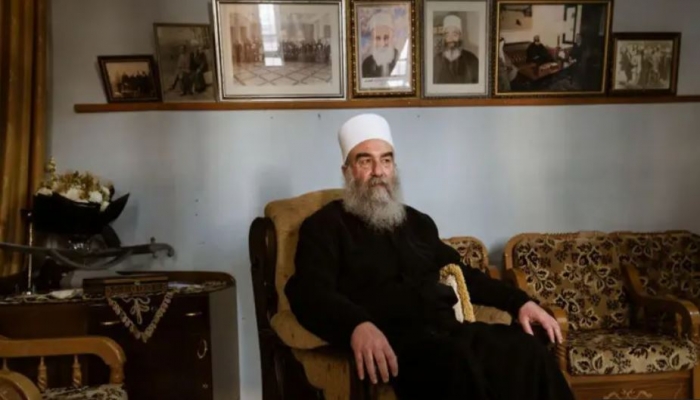 زعيم طائفة الموحدين الدروز يرفض وقف إطلاق النار في السويداء
