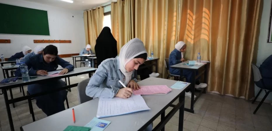 التربية تعلن نتائج الثانوية العامة 2025

