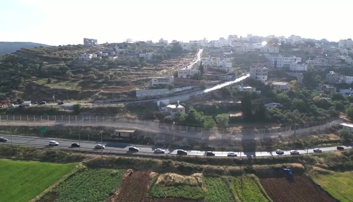 بلدية سنجل تُغلق الفتحات المؤدية لجبل التل والباطن لمنع اقتحامات المستوطنين
