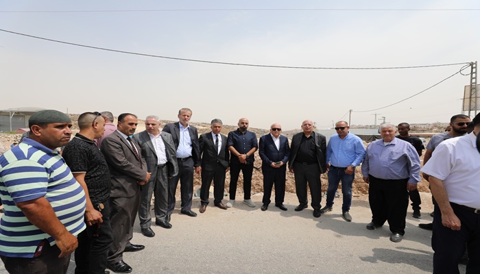 وزير الاقتصاد الوطني يطلع الفعاليات الاقتصادية في الظاهرية على حلول معالجة الازمات الراهنة