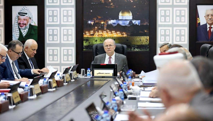 مجلس الوزراء يطالب بتصعيد الضغط الدولي لوقف العدوان على غزة ووضع حد للمجاعة
