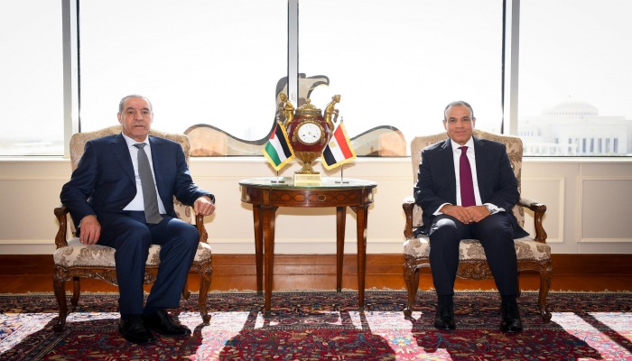 تفاصيل لقاء الشيخ بوزير الخارجية المصري