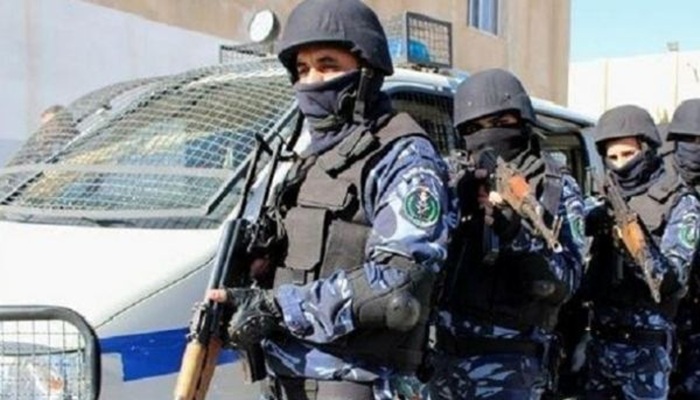 الشرطة والضابطة الجمركية تضبطان مصنعا لتغليف وتزوير الدخان غير المرخص في جنين