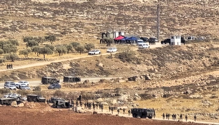 الاحتلال يواصل عدوانه على قرية المغير لليوم الثاني على التوالي

