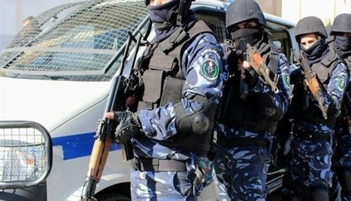 الشرطة تقبض على 9 متورطين بجرائم إطلاق نار في الخليل وتضبط أسلحة نارية
