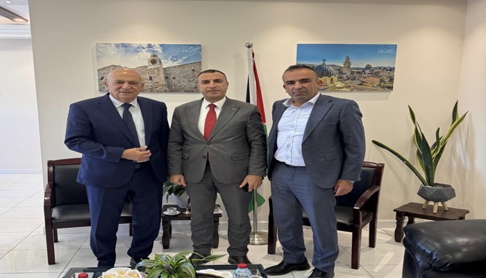 فلسطين وفنزويلا تبحثان آفاق التعاون المشترك في مجال السياحة 
