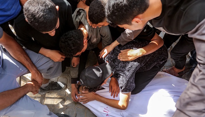 11 شهيدا بينهم منتظرو مساعدات ومصابون برصاص وقصف الاحتلال غزة ورفح
