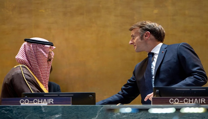 الرياض وباريس تؤكدان: إنهاء العدوان على غزة أولوية قصوى 