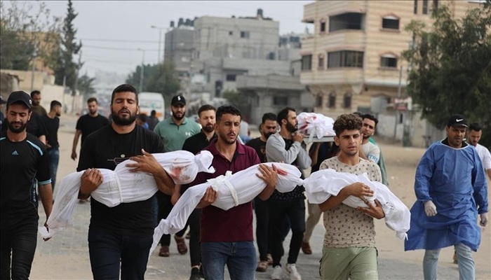 شهداء ومفقودون بقصف الاحتلال عددا من المخيمات في قطاع غزة
