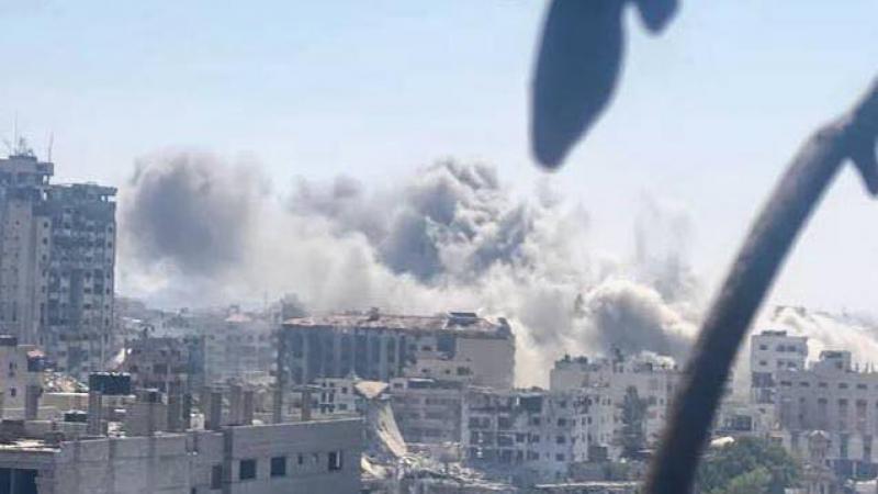 قصف إسرائيلي يدمر برج السوسي في مدينة غزة
