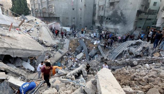 مصادر طبية: 45 شهيدا في قطاع غزة منذ فجر اليوم