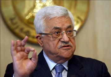 الرئيس عباس يقلب