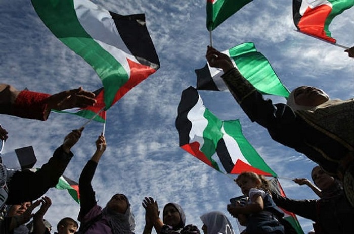 الكتّاب والأدباء الفلسطينيين: الاستقلال استحقاق للشعب الفلسطيني ونرفض الصفقات المشبوهة 