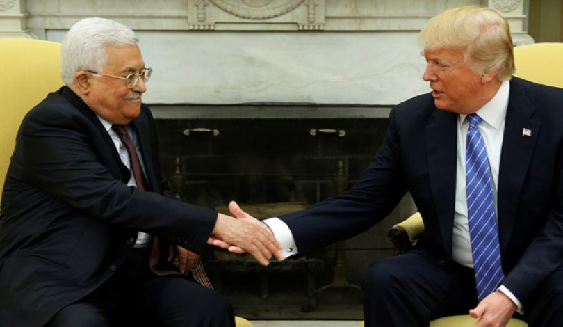 ترامب طلب من الملك عبد الله الثاني مساعدته في التعامل مع الرئيس عباس وتوتر إسرائيلي أمريكي

