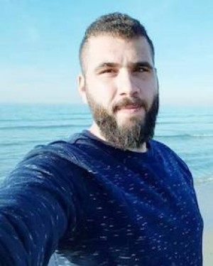 كي يضيء قلبي
أحمد