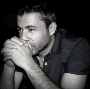 أذكرُ
لـ الشاعر: