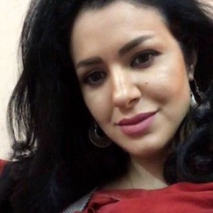 لا زلت أعدُّ لكَ القهوة
لـ