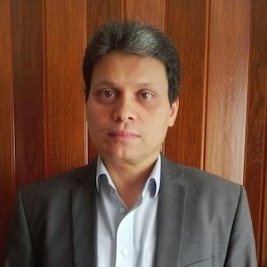 نثر الأسى قرنفله
شعر: