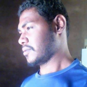 إحتضار علي عتبات