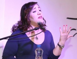 •	إشارة 
لـ الشاعرة/