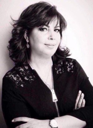 وطن بلا عينين
لـ