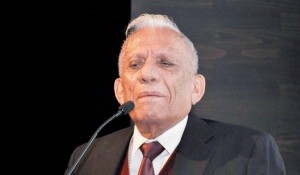 رحل عبد الرزاق عبد