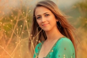 دلال أبو امنة.. حنجرة