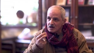 بين الطفل والفنان