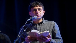 الشاعر أنس العيلة: