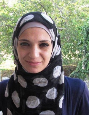 أخونا
للشاعرة: هلا